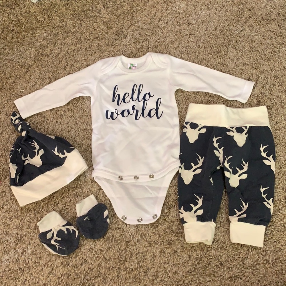 Newborn hunting outfit